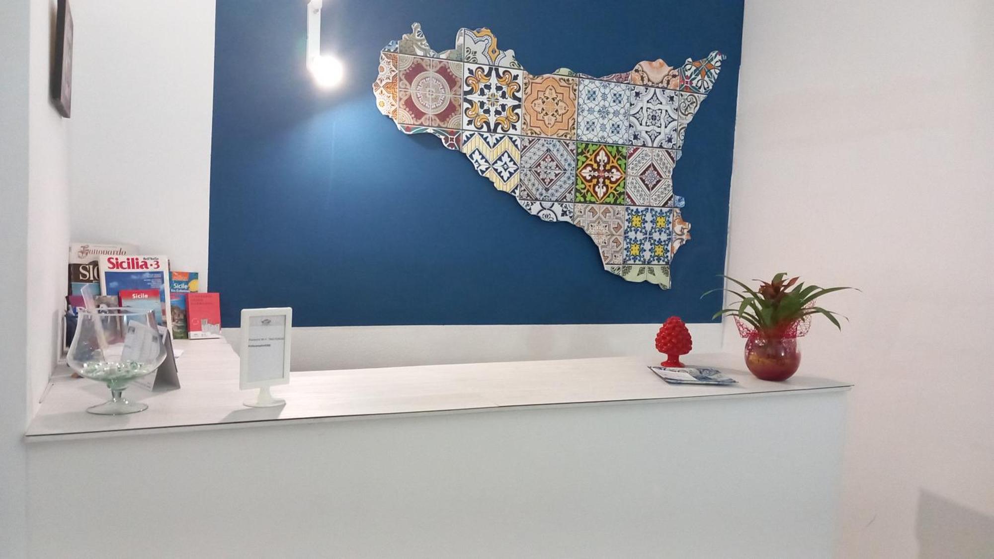 Politeama Center Bed & Breakfast Palermo Bagian luar foto